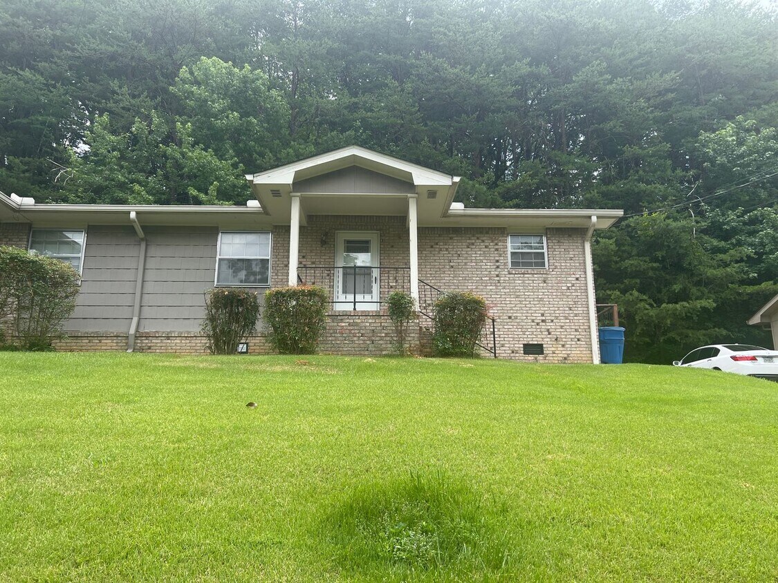 5120 Old Trail Unit 5120 Old Trail, Red Bank, TN 37415 Room for Rent