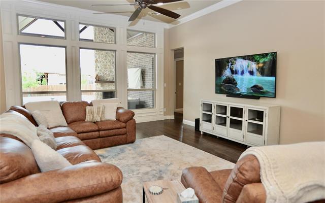 Foto del edificio - 801 Rose Ct