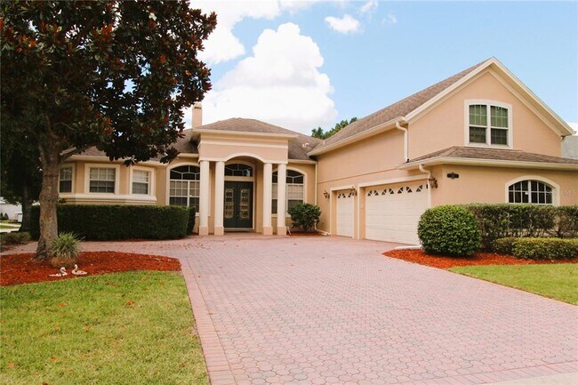 Foto del edificio - 824 Blairmont Ln