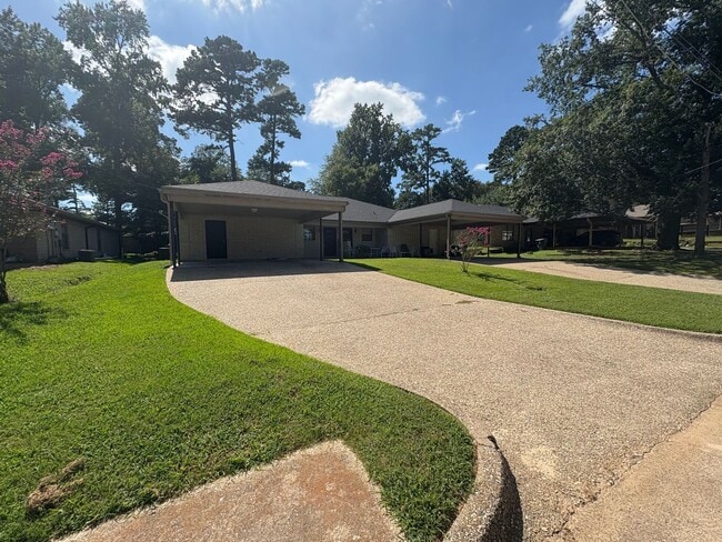 Building Photo - 2531-2533 Westminster Dr