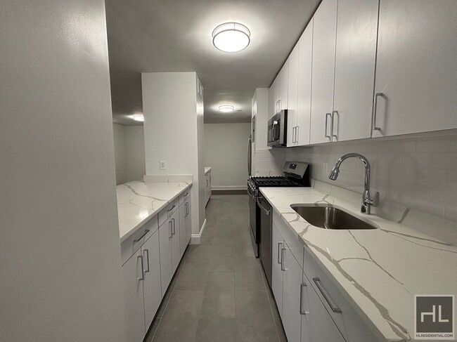 Building Photo - East 89th STREET
