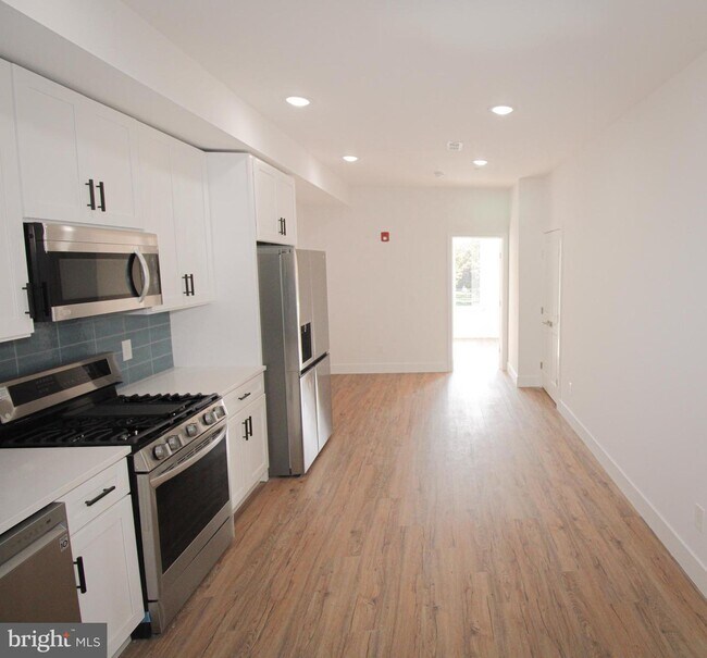 Foto del edificio - 2203 W Thompson St