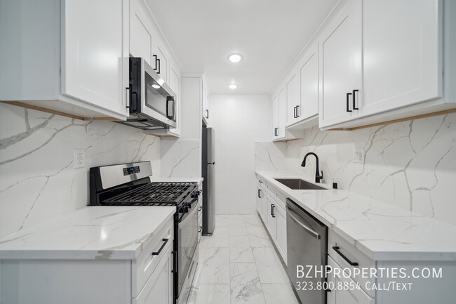 Building Photo - Brand New Renovated 1Bedroom 1Bathroom In ...