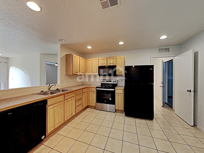 Building Photo - 16557 Alegre Way