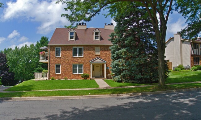 Building Photo - 2934 Cimarron Trl