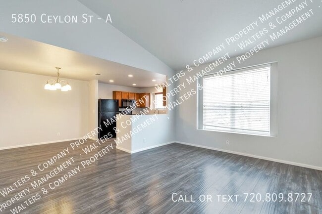 Building Photo - 3BD, 2BTH Townhouse in GREEN VALLEY RANCH!!!