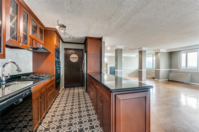 Building Photo - 3883 Turtle Creek Blvd