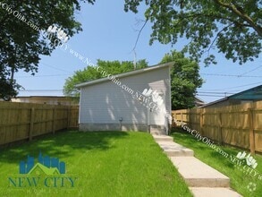 Building Photo - 391 Brehl Ave