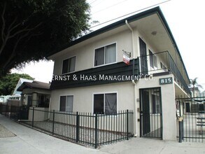 Building Photo - 815 E 9th St