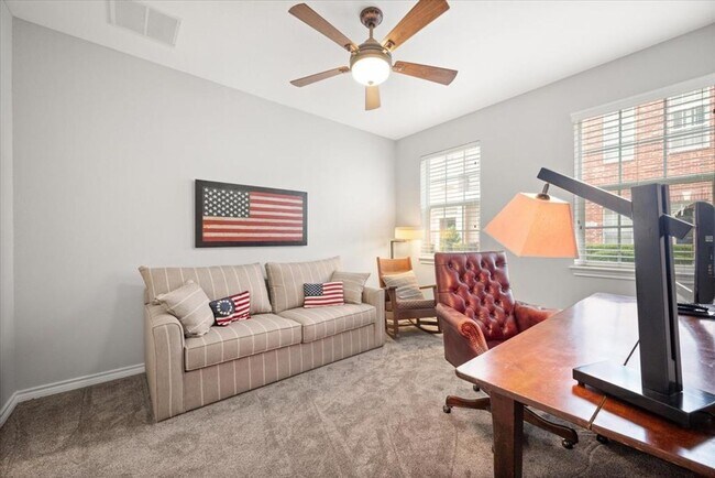 Foto del edificio - Welcome Home to the Heart of Addison!