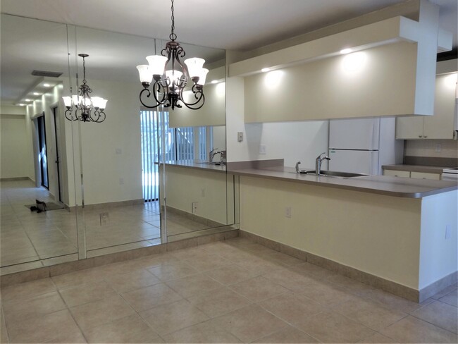 Foto del edificio - 2425 24th Ct