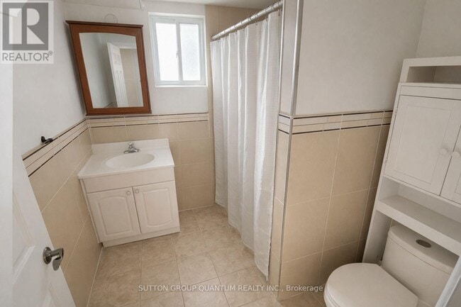 Building Photo - 150 Mavety St