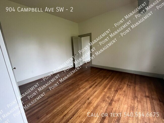 Foto del edificio - 904 Campbell Ave SW