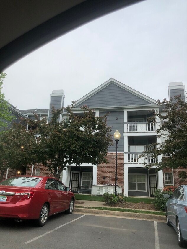 Primary Photo - 20292 Beechwood Terrace