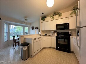 Building Photo - 10904 Regent Cir