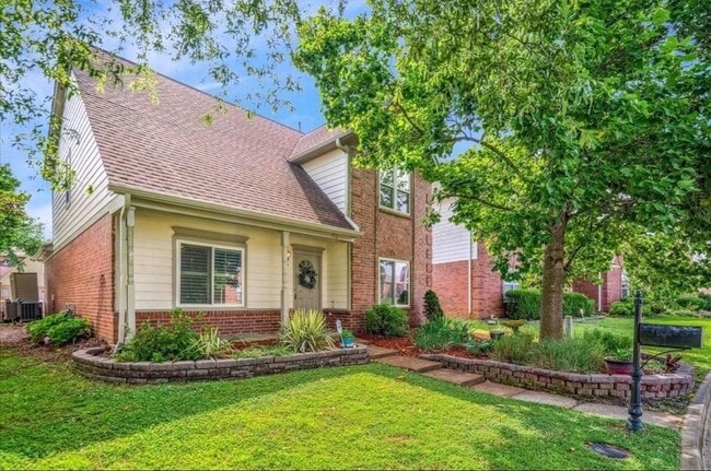 Photo - 772 Breeze Way House