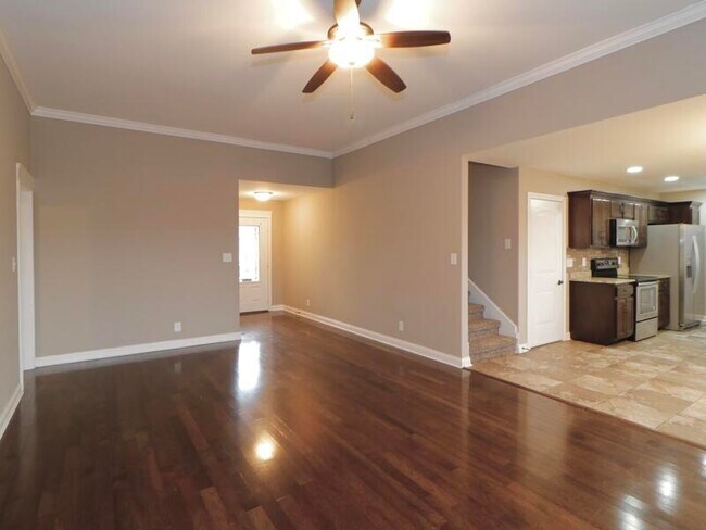 Foto del edificio - 1678 Horseshoe Cave Dr