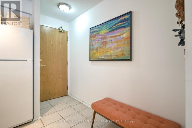 Photo du bâtiment - 5500-5500 Yonge St