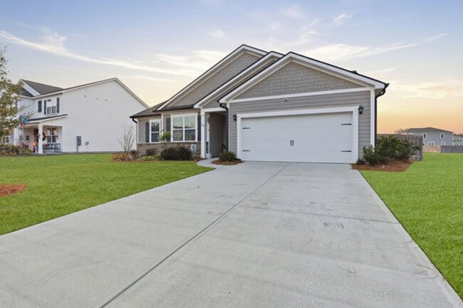 Building Photo - 564 Foxtail Dr