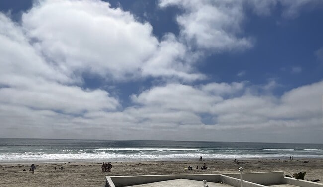 Building Photo - 3773 Ocean Front Walk