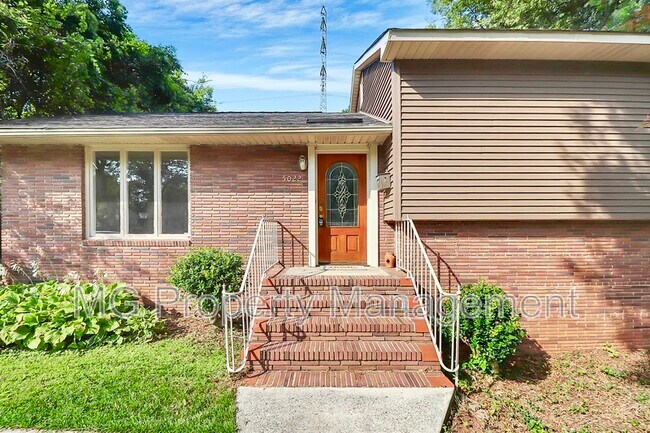 Foto del edificio - 5022 Furman Pl