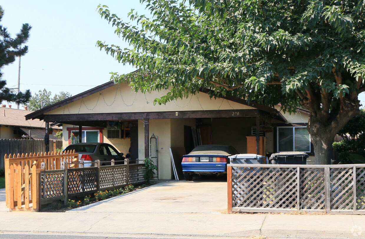 270 S 1st Ave, Oakdale, CA 95361 Apartments in Oakdale, CA