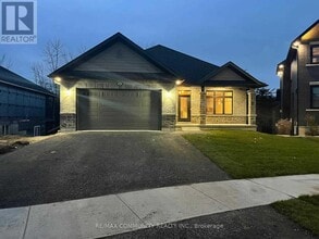 Building Photo - 44 Redwood Dr