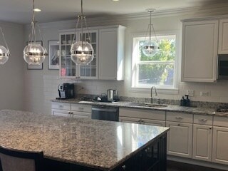 Foto del edificio - 16W764 Hawthorne Ct