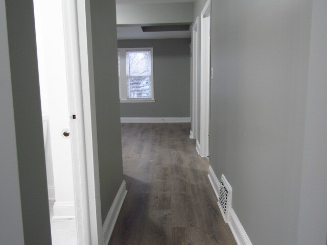 Building Photo - 12014 S La Salle St