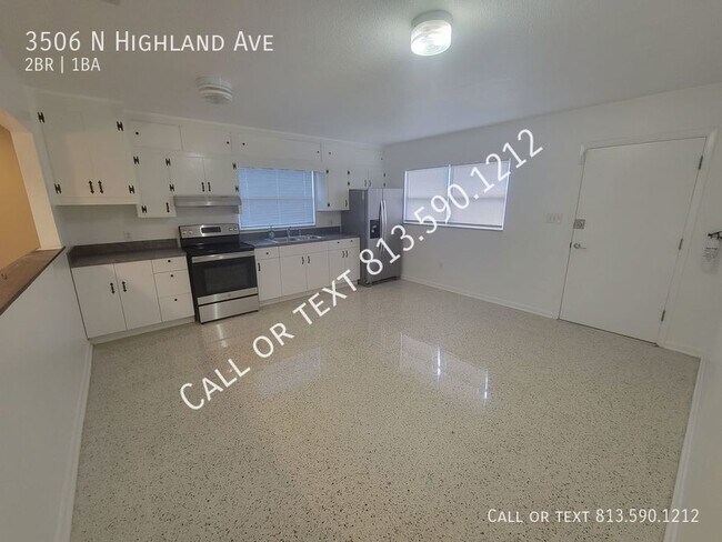 Foto del edificio - Beautifully Maintained Tampa Home