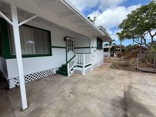 Building Photo - 2BR/1BA Cottage in Ewa Beach