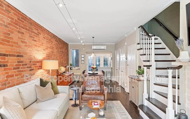 Foto del edificio - 2421 Waverly St