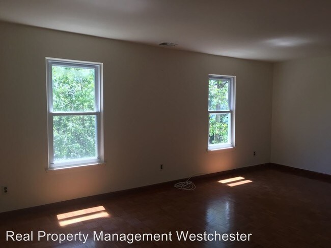 Building Photo - 1 br, 1.5 bath House - 421 Carrollwood Drive
