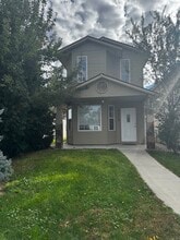 Building Photo - 6515 Butte St