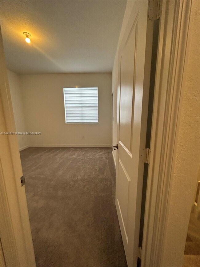 Foto del edificio - 13351 SW 284th St