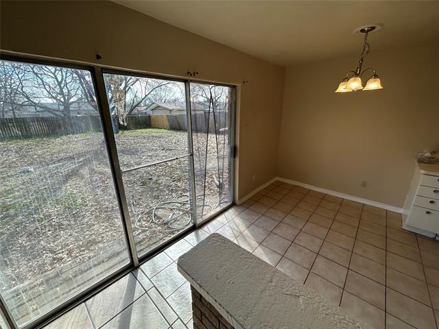 Building Photo - 1105 E Cober Dr