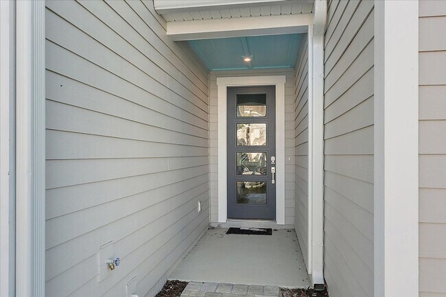 Foto del edificio - NEW Luxury Townhome!