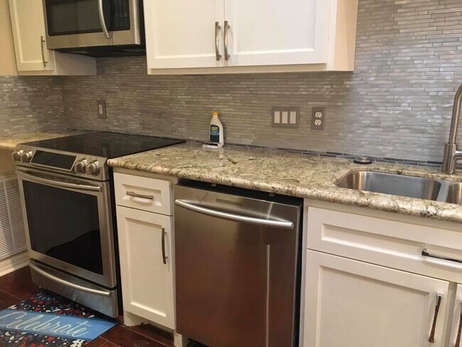Foto del edificio - 4116 Meyerwood Dr