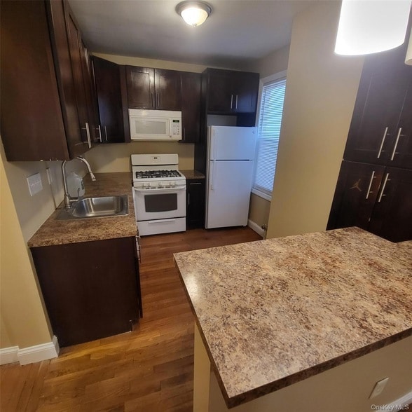 Photo - 607 S 5th Ave Apartment