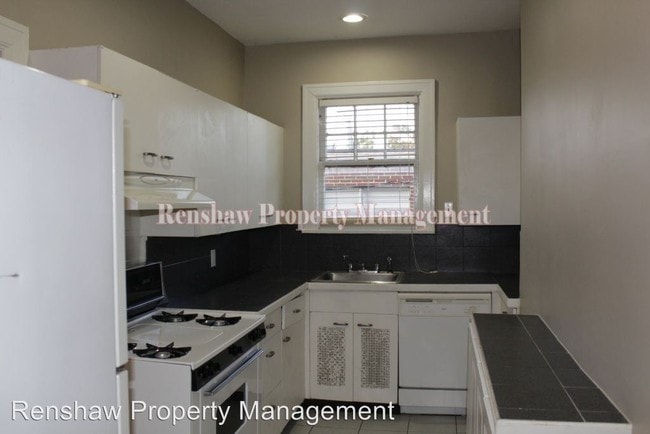 Building Photo - 2 br, 2 bath House - 194 S. Mclean Blvd.