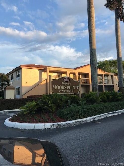 Building Photo - 18200 Mediterranean Blvd