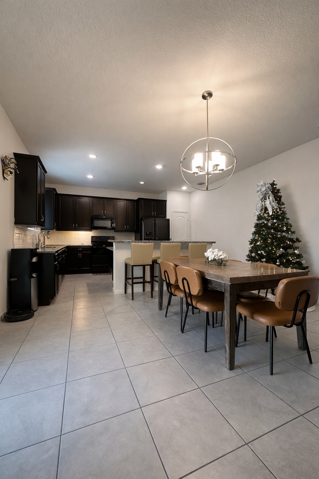 Foto del edificio - 16389 Yelloweyed Dr