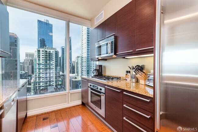 Foto del edificio - 425 1st St