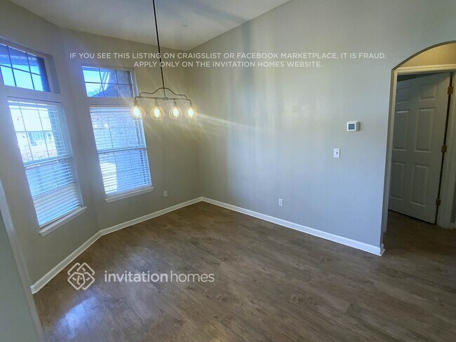 Foto del edificio - 14091 Summer Breeze Dr E