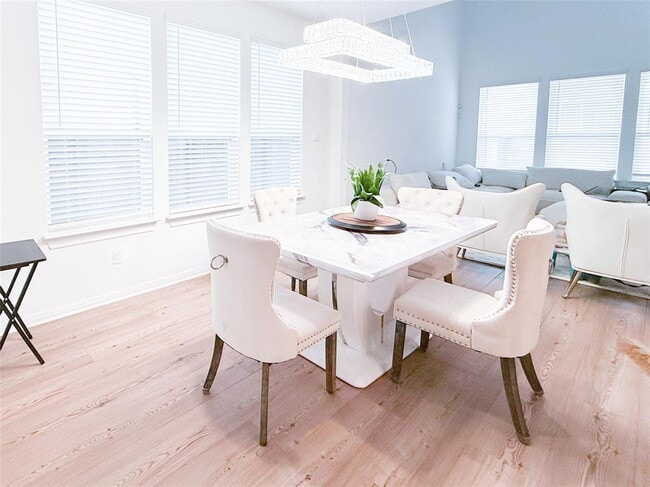 Building Photo - 253 Inlet Ln