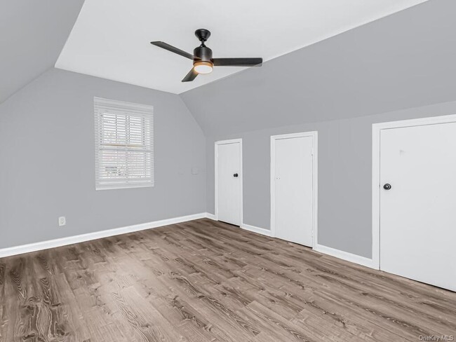 Building Photo - 2864 Lamport Pl