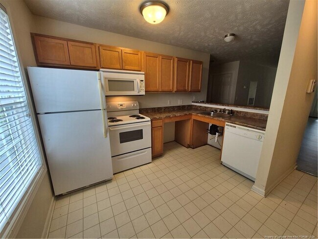 Foto del edificio - 141 Wading Creek Ln
