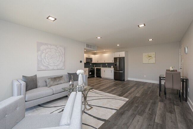 Diseño abierto-Renovado - The Woods at Ambler, an Eagle Rock Community