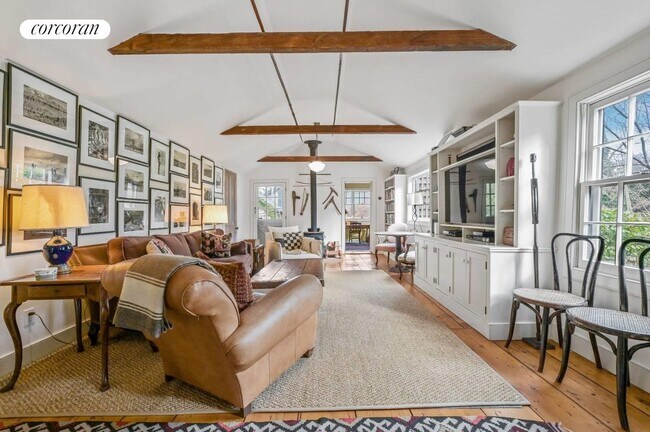 Foto del edificio - 53 Rysam St