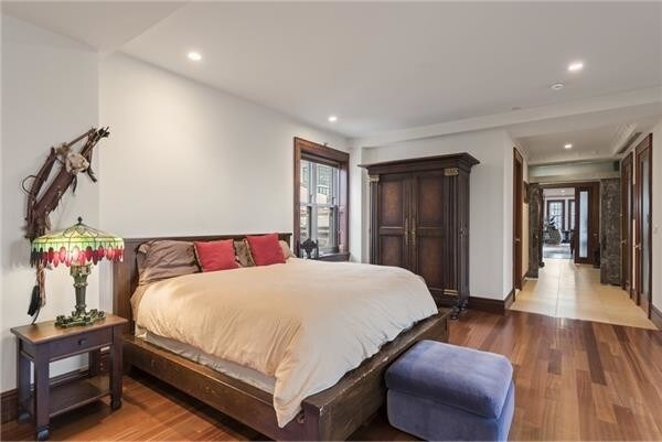 Building Photo - 411 West 39th Street